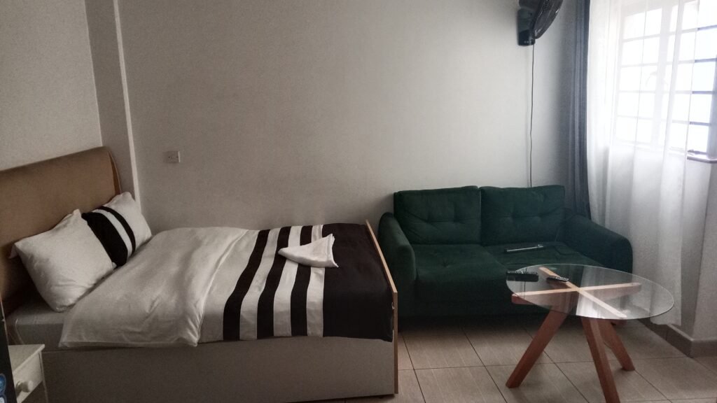 STUDIO APARTMENT